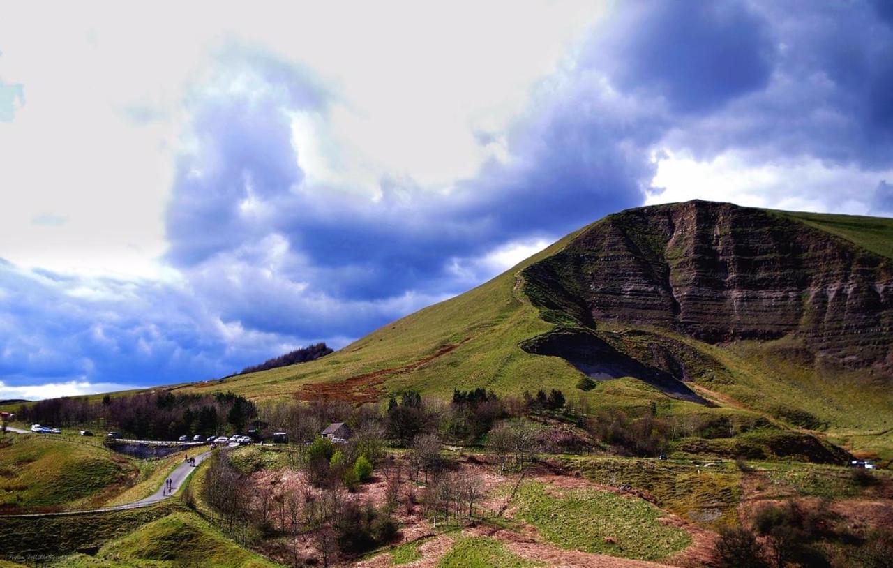 Dunscar Farm Bed & Breakfast Castleton  Exteriör bild