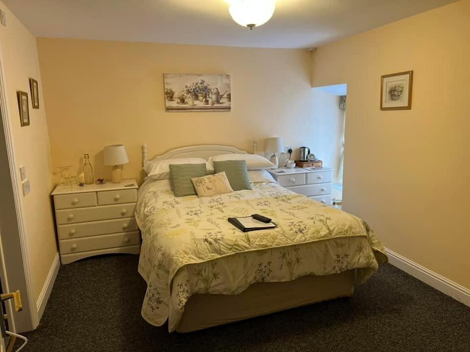 Dunscar Farm Bed & Breakfast Castleton  Exteriör bild