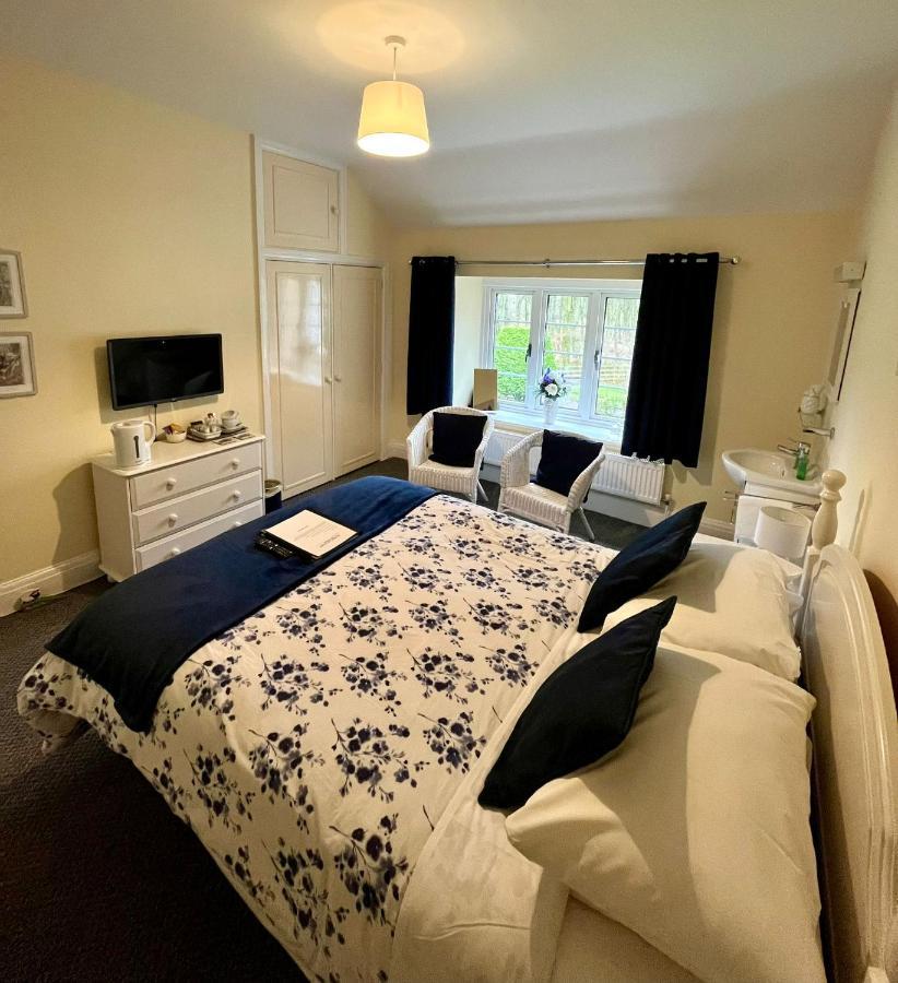 Dunscar Farm Bed & Breakfast Castleton  Exteriör bild