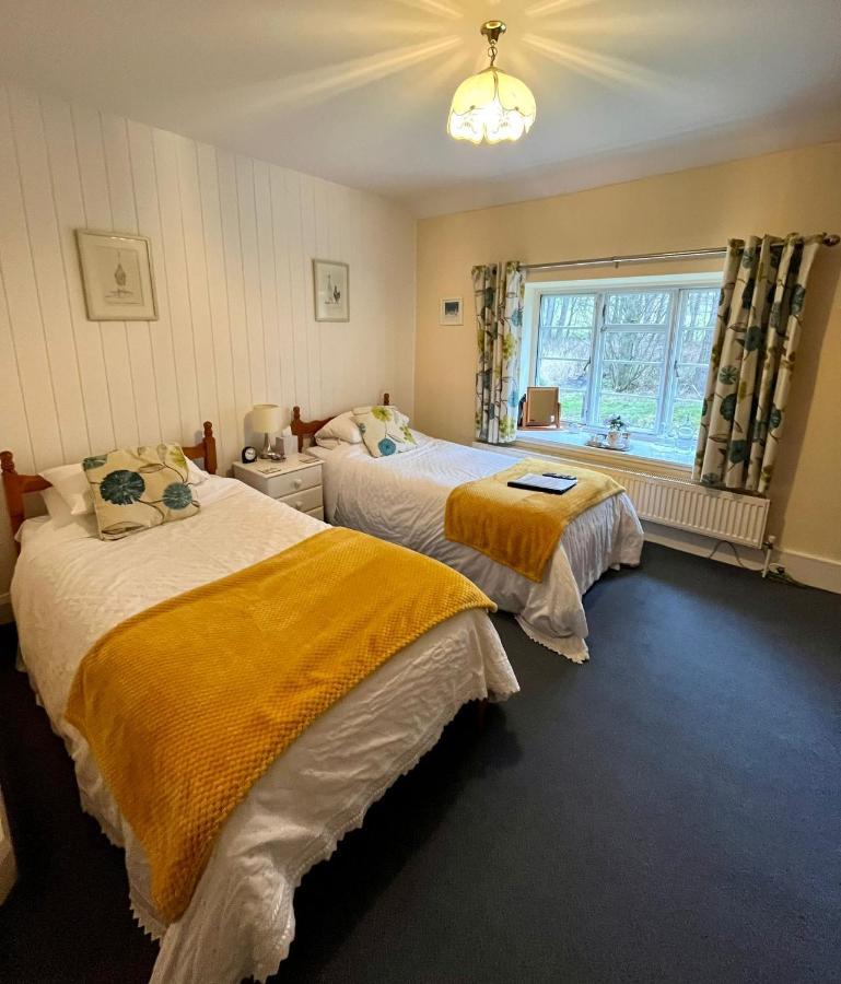 Dunscar Farm Bed & Breakfast Castleton  Exteriör bild