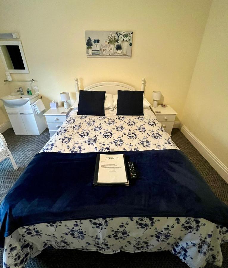 Dunscar Farm Bed & Breakfast Castleton  Exteriör bild